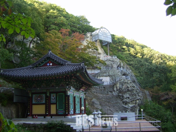 경북도, 경주 골굴사·김천 구화사 전통사찰 등록 < 전국 < 기사본문 ...