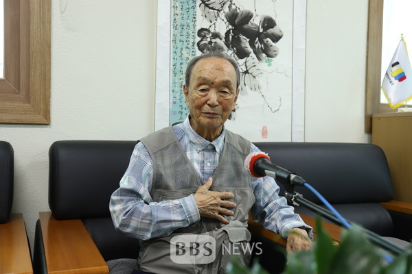 서예가 청남 권영한 선생, 망백(望百)의 나이 ‘노익장’...“현재가 제일 중요하다”