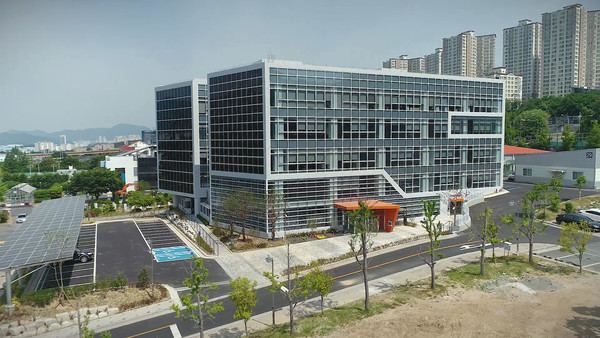 한국전기연구원 스마트 이노베이션센터 모습.(사진=KERI 제공)
