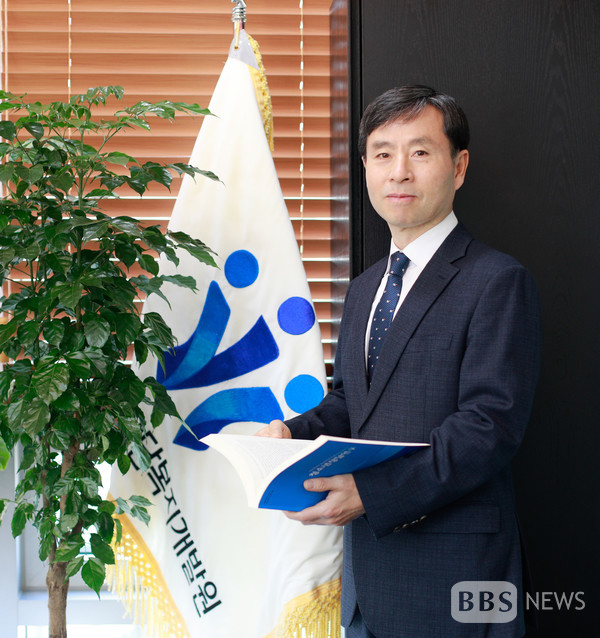 윤효식 한국청소년상담복지개발원 이사장