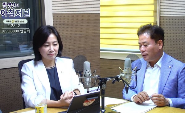 허은아 국민의힘 의원, 송갑석 더불어민주당 최고위원