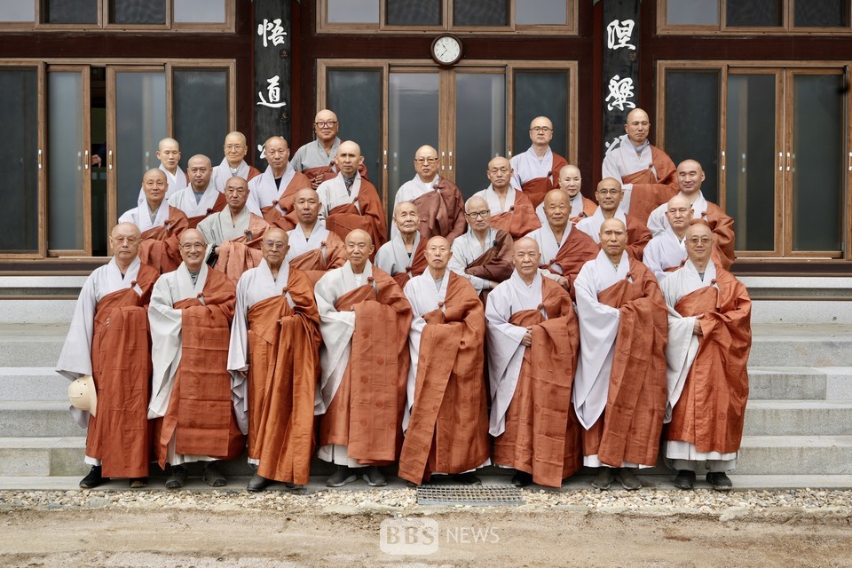 “공부하다 죽어라” 혜암당 성관대종사 탄신 104주년 기념 다례 봉행