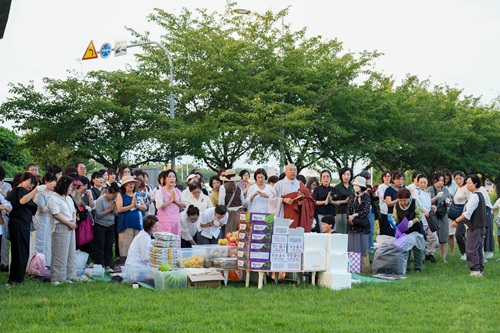 사진=월정사 금강경봉찬기도 부산팀 제공