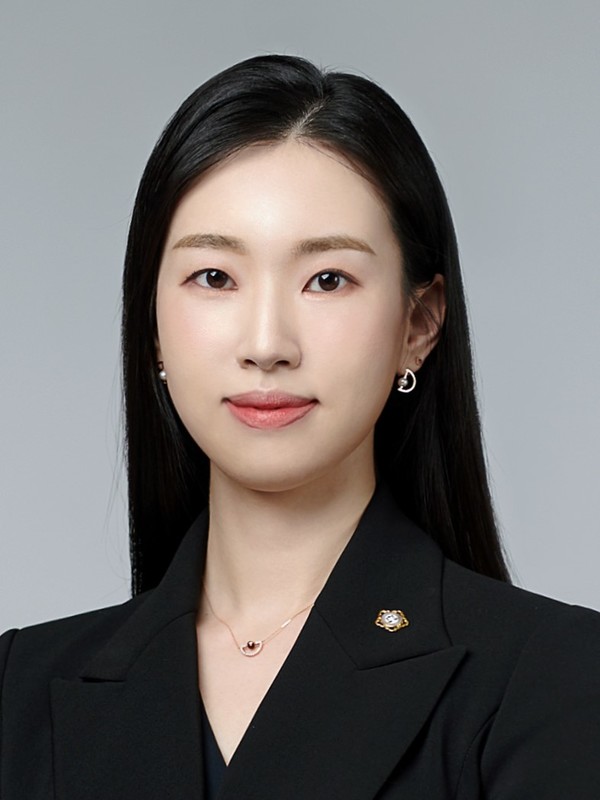 [배지현 변호사의 법률칼럼] 연속 회식 뒤 사망, 업무상 재해로 인정