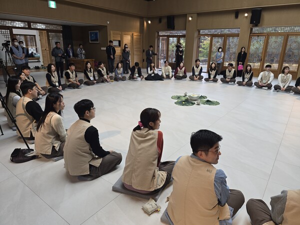 ���Ӽ� �ʿ� �ο������, ����翡�� �� û���� ������ / ����=BBS �ֽ��� ����