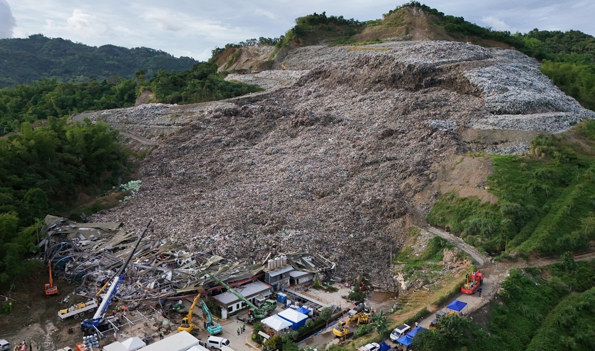 필리핀 세부 쓰레기더미 붕괴, 사망자 28명으로 늘어 < 국제 < 기사본문 - 불교방송