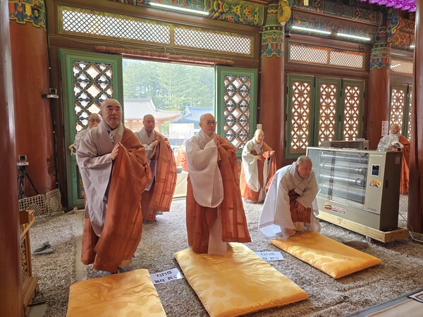 원행 대종사 영결식·다비식 엄수