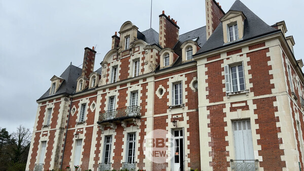 ������ �Ϻ� ������ ���������� ����δϿ��� ����.