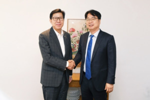 <b>박형준</b>-<b>이재성</b>, <b>해수부</b>-HMM-산업은행 <b>이전</b>까지 초당적 협력키로
