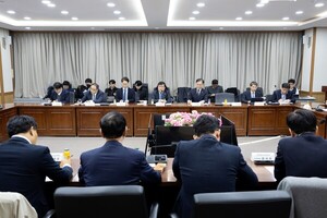 김성환 기후부 장관, 태양광 주요 협회·단체와 간담회 개최 - 뉴스 썸네일 이미지