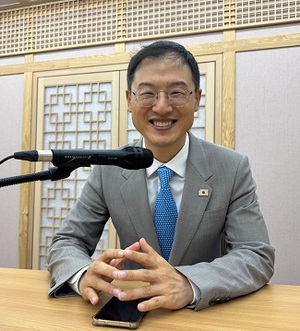 <b>김상욱</b>, <b>울산</b>시의 모든 행정 기준은 시민의 이익